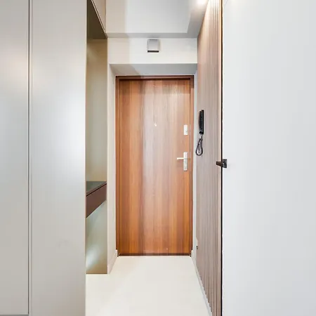 شقة Classy Royal By Oneapartments