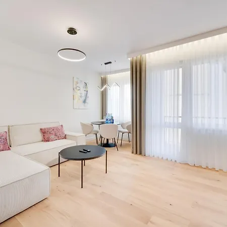 Classy Royal By Oneapartments Lejlighed